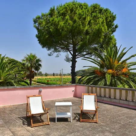 Sirgole Rosa With Pool, Galatina Cutrofiano